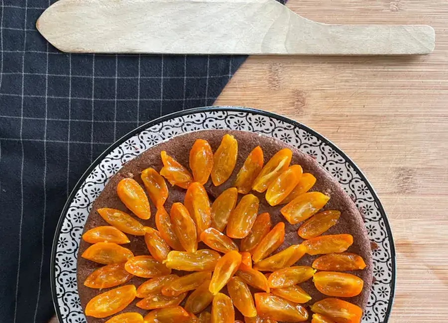 Gâteau au chocolat et aux kumquats confits