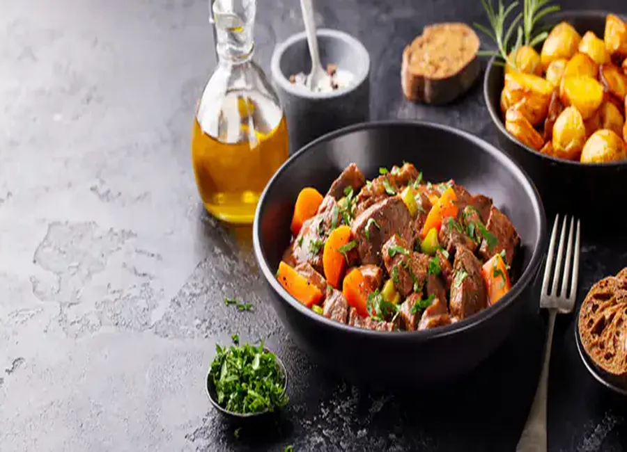 Boeuf bourguignon au vin blanc