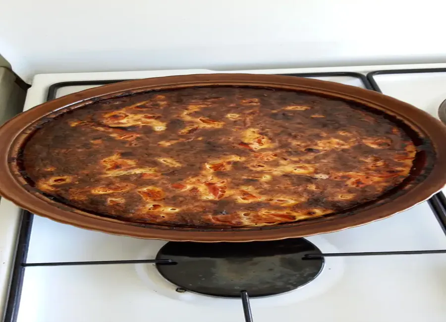 Quiche sans pâte au thon et à la tomate