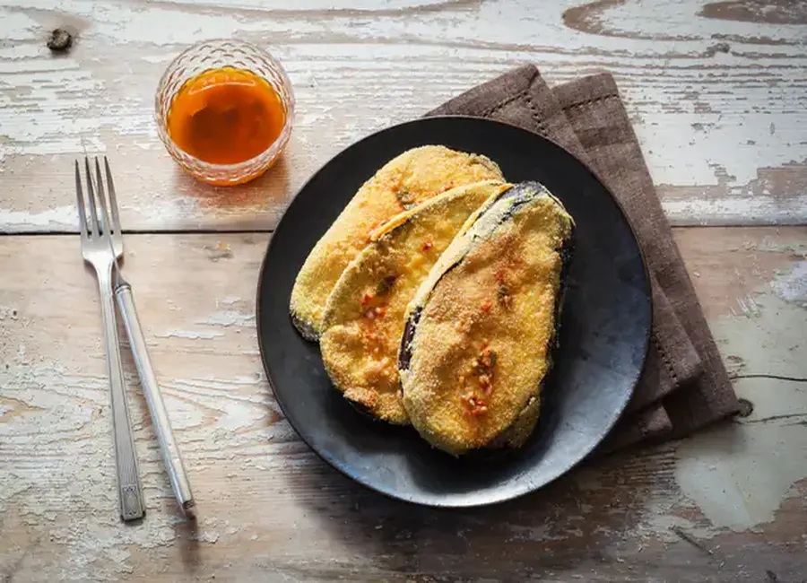 Tranches d'aubergines panées