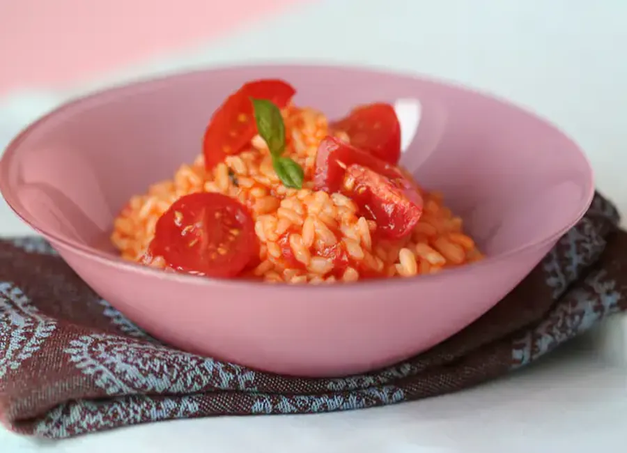 Risotto tomate et basilic