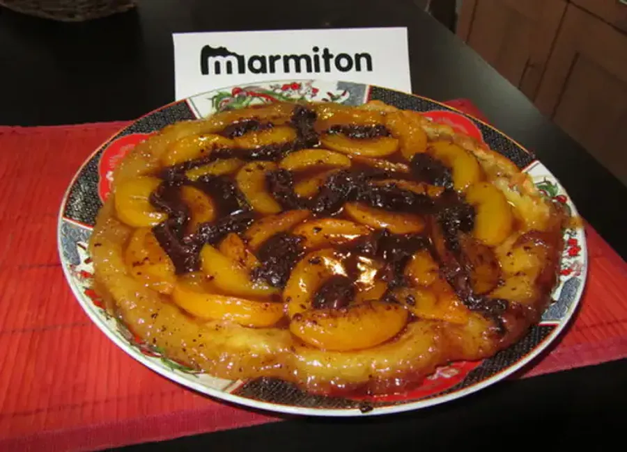 Tarte tatin pêches et chocolat
