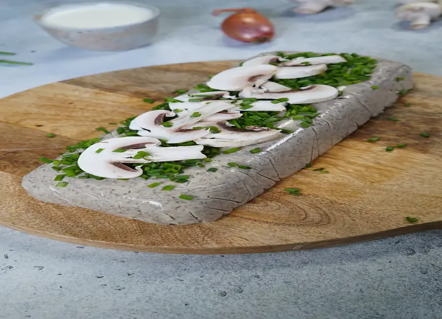 Terrine de champignons, persil et échalotes