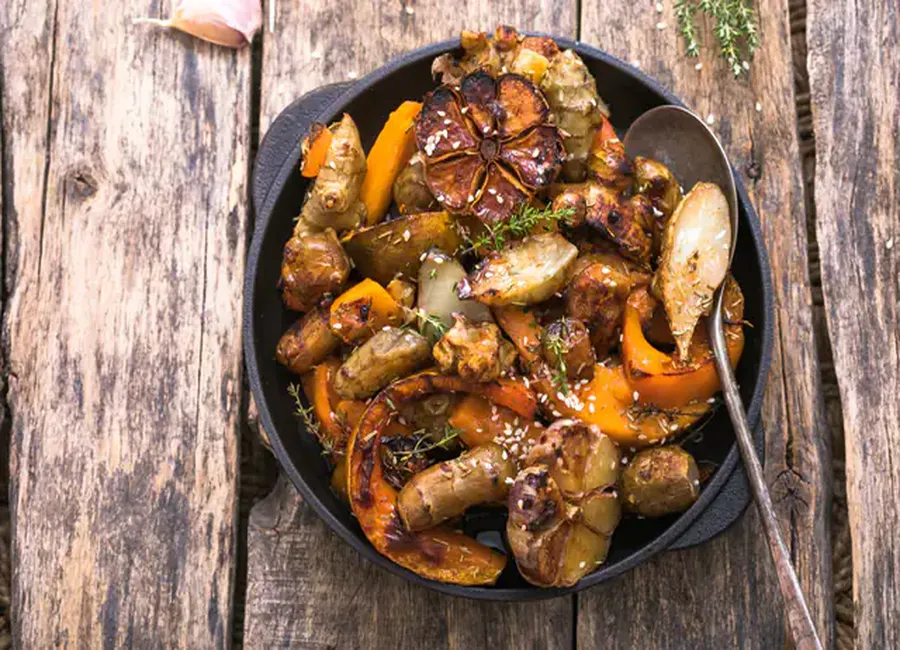 Poelée épicée de topinambours et carottes