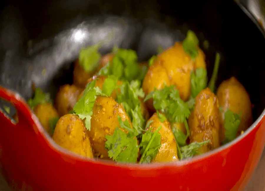 Pommes de terre aux épices de kabita par laurent mariotte et sonia ezgulian