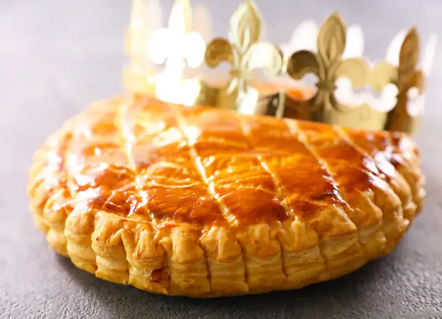 Galette des rois à la pomme et à la noix de coco