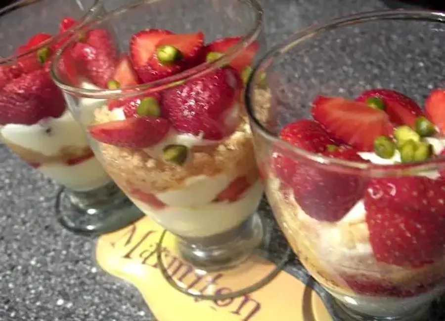 Coupe de fraises onctueuse