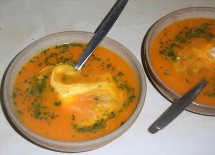 Velouté potimarron, tomates, lentilles corail