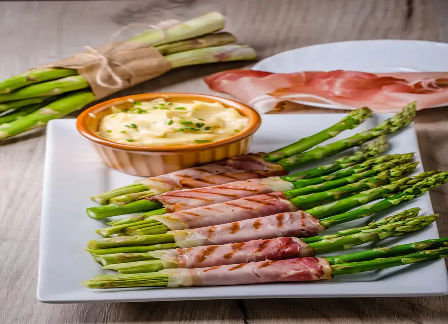 Asperges à l'allemande