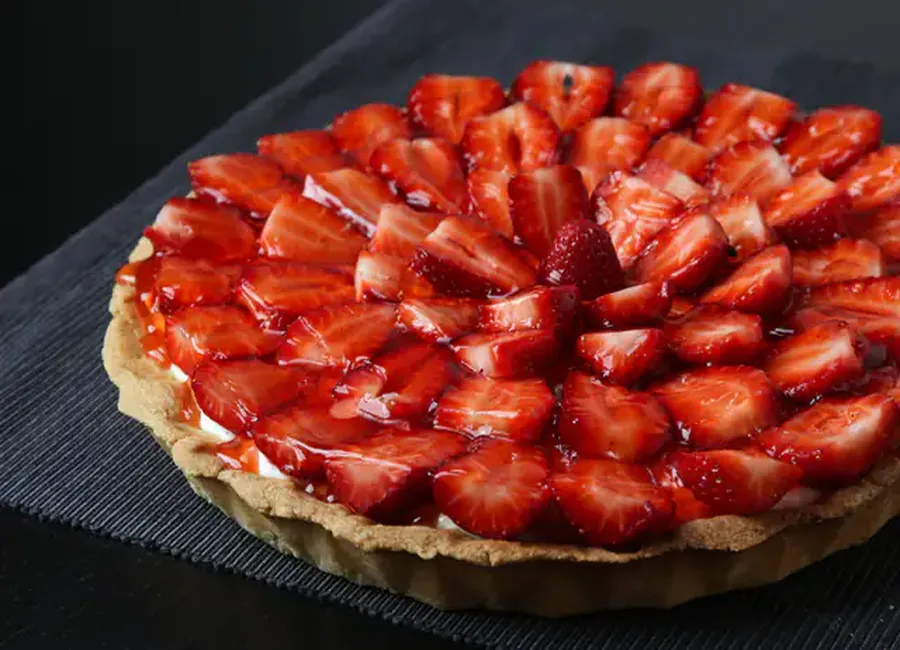 Tarte aux fraise sur crème de tagada