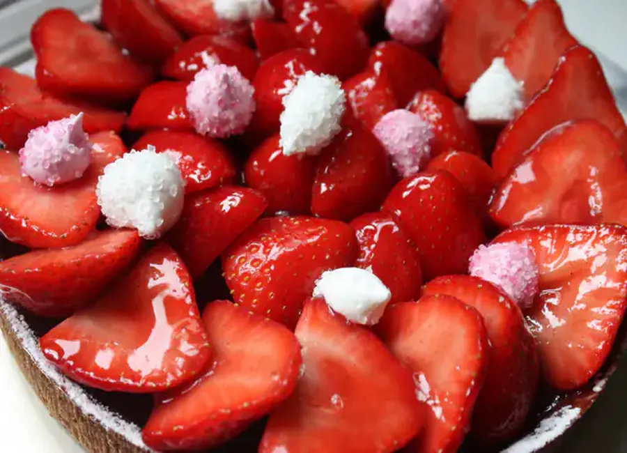 Tarte aux fraises meringuée
