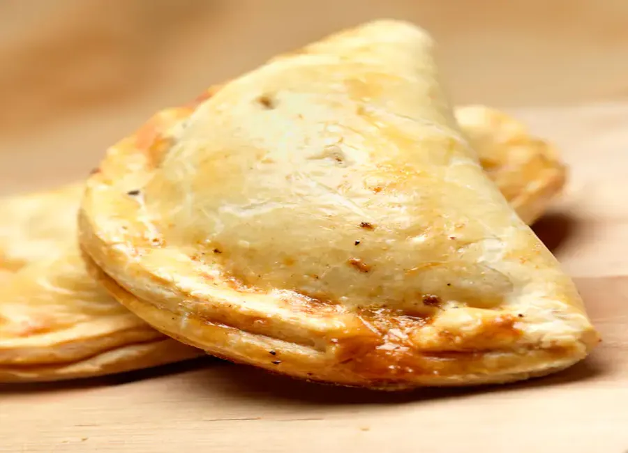 Aiguillettes de poulet aux morilles et foie gras en chausson