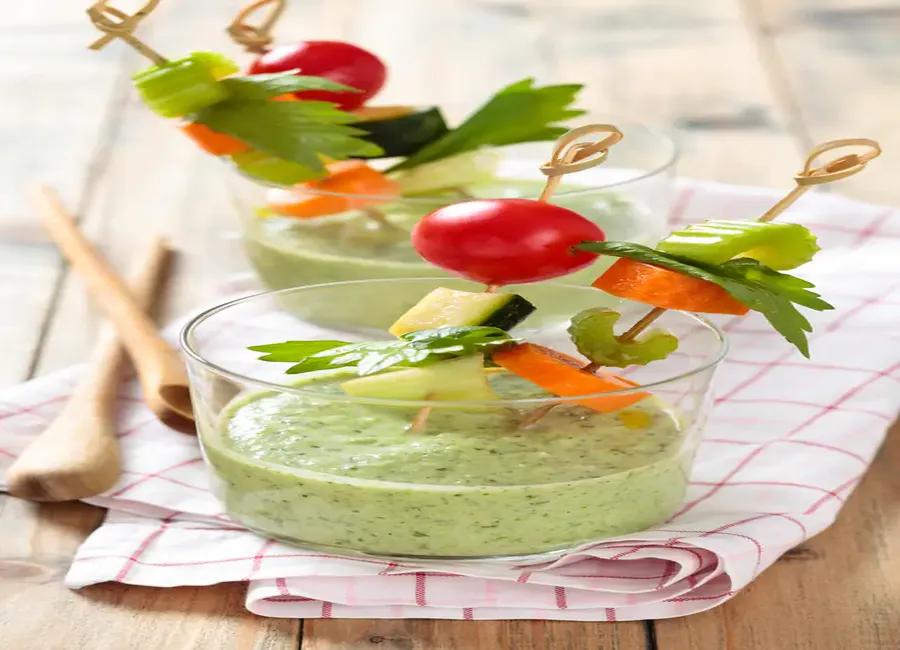 Soupe glacée à la courgette