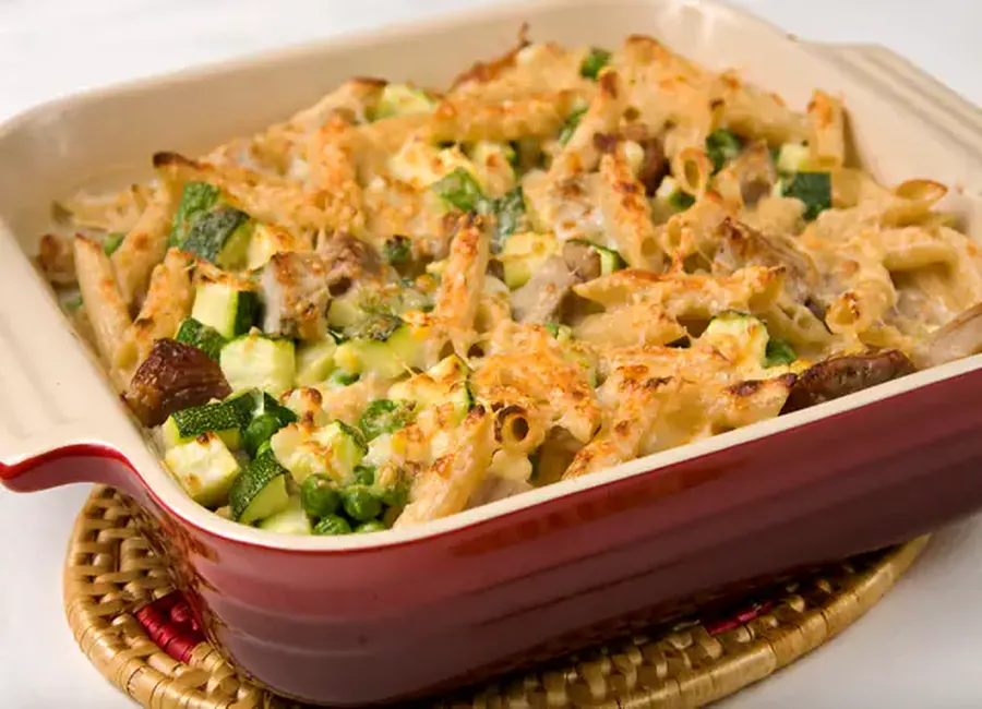 Gratin de pâtes aux courgettes et jambon
