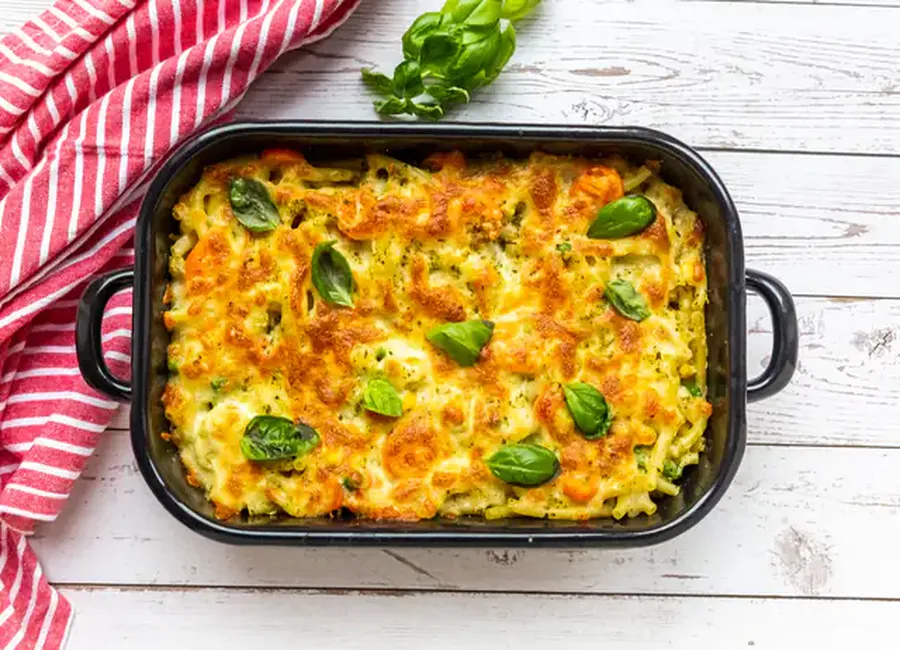 Gratin de pâtes aux carottes, lardons et mascarpone