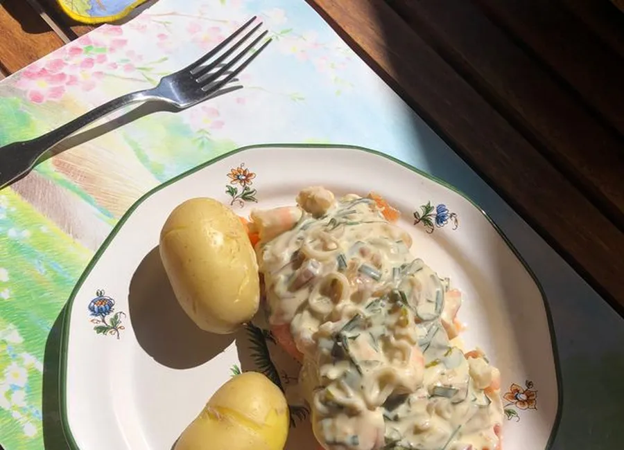 Papillote de saumon sauce crevettes-ciboulette