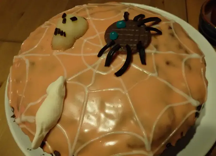Gâteau effrayant d'halloween