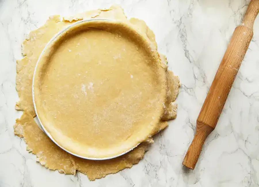 Pâte à tarte avec du pain rassis