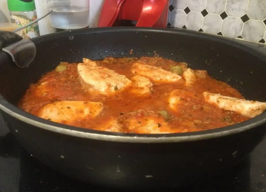 Sauté de dinde aux olives