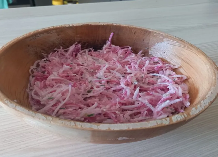 Raita de radis chinois