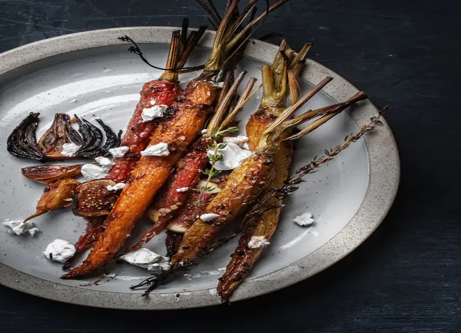 Poêlée de carottes au miel et aux petits oignons