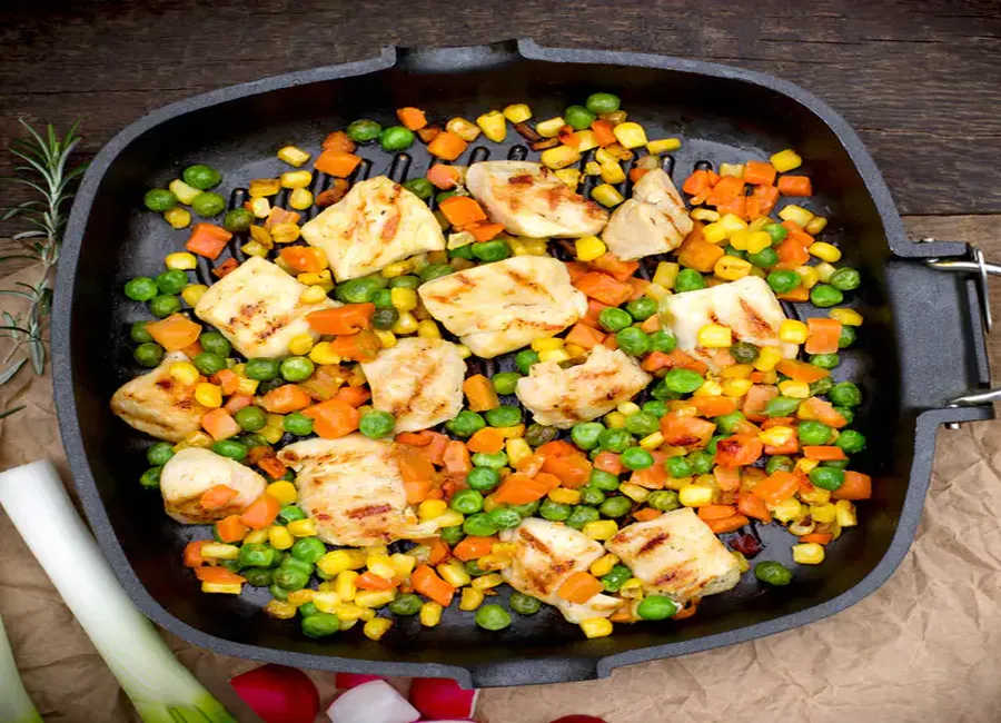 Sauté de volaille aux petits pois carottes