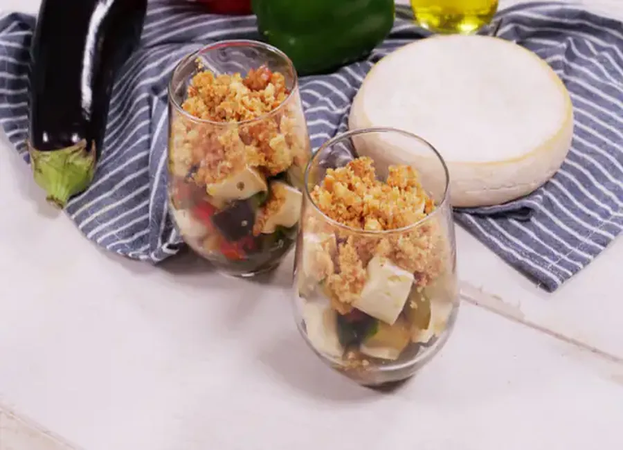 Crumble de légumes du soleil au reblochon aop