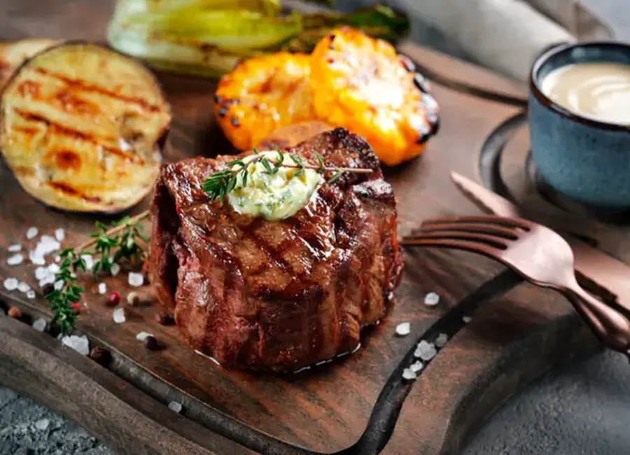 Filet mignon de porc au melon caramélisé