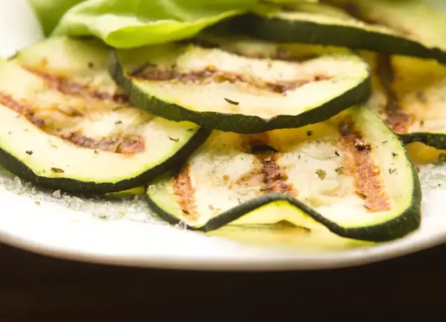 Courgettes grillées à l'huile d'olive
