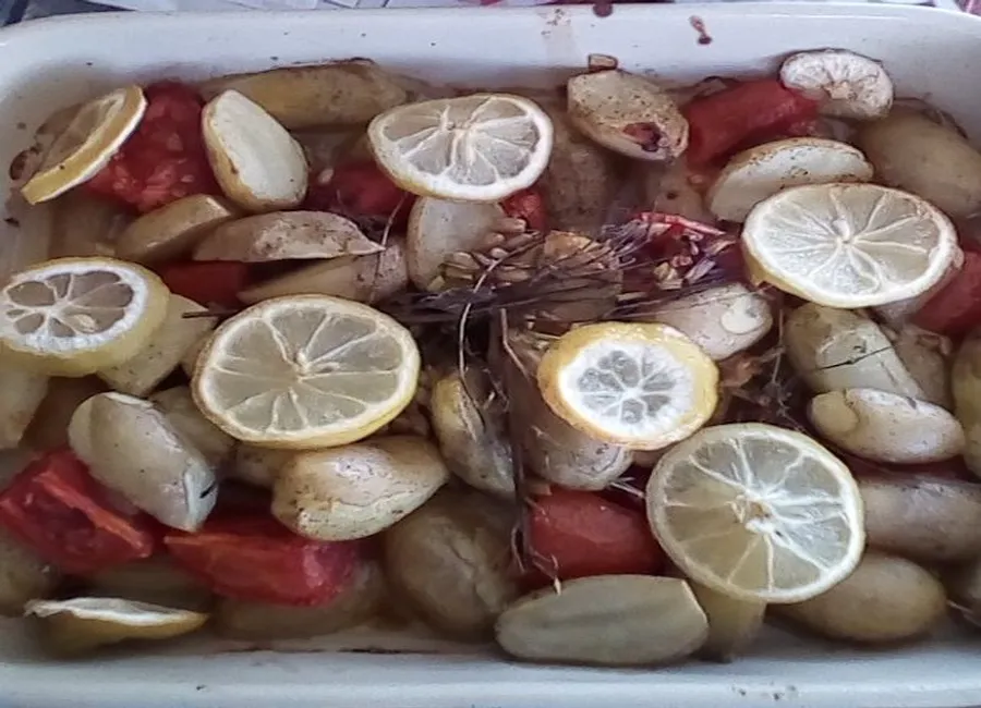 Gratin de pommes de terre à la tomate et au citron