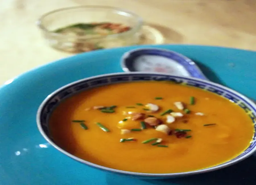 Soupe de potimarron aux noisettes
