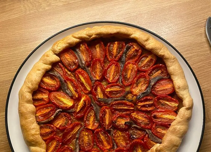 Tarte moutarde tomates anchois