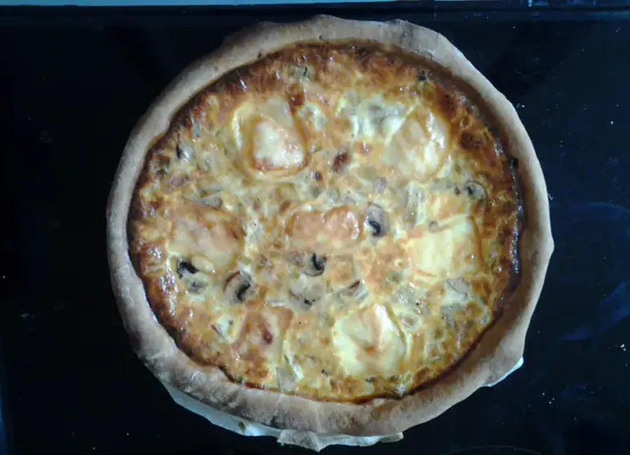 Tarte aux poireaux champignons et saint-nectaire