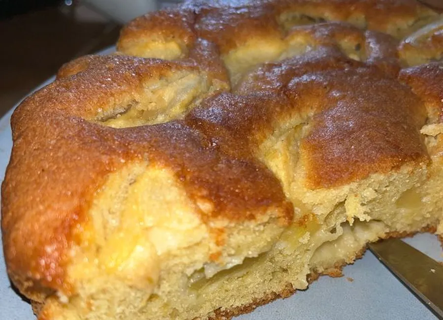 Gâteau aux pommes caramelisées