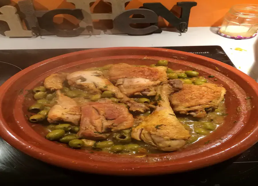 Tajine de poulet au citron confit (façon marrakech)