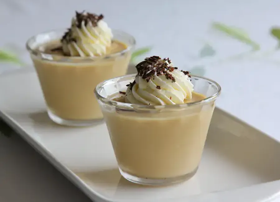 Mousse de bailey's aux éclats de kinder