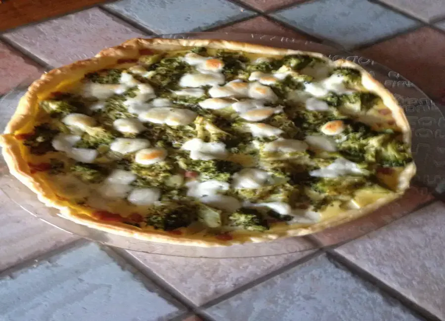 Tarte aux brocolis jambon et feta
