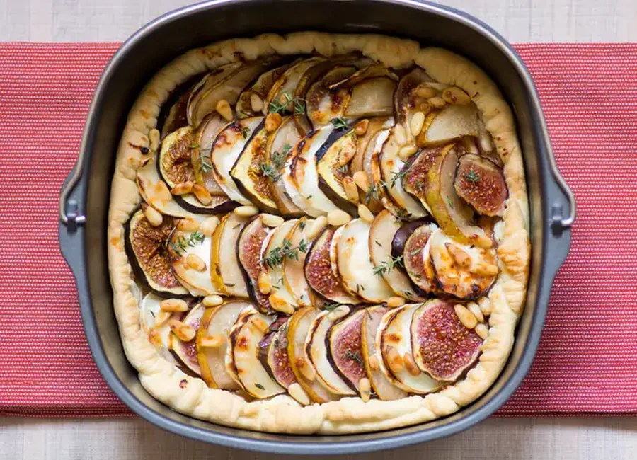 Tarte à la figue, à la poire et au fromage de chèvre au airfryer