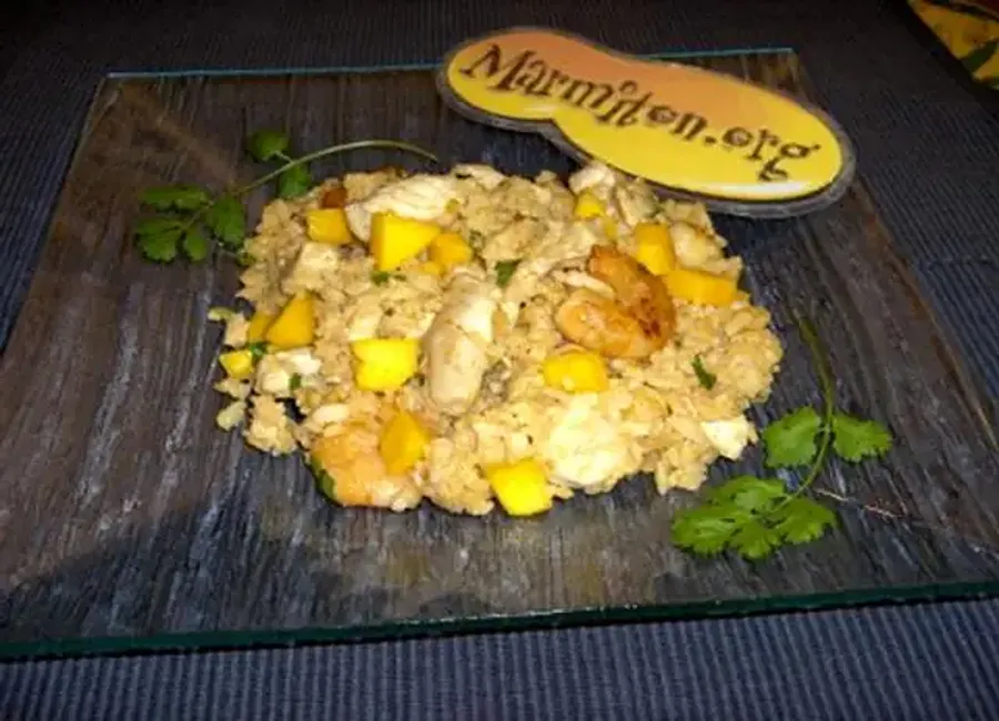 Riz épicé à la mangue