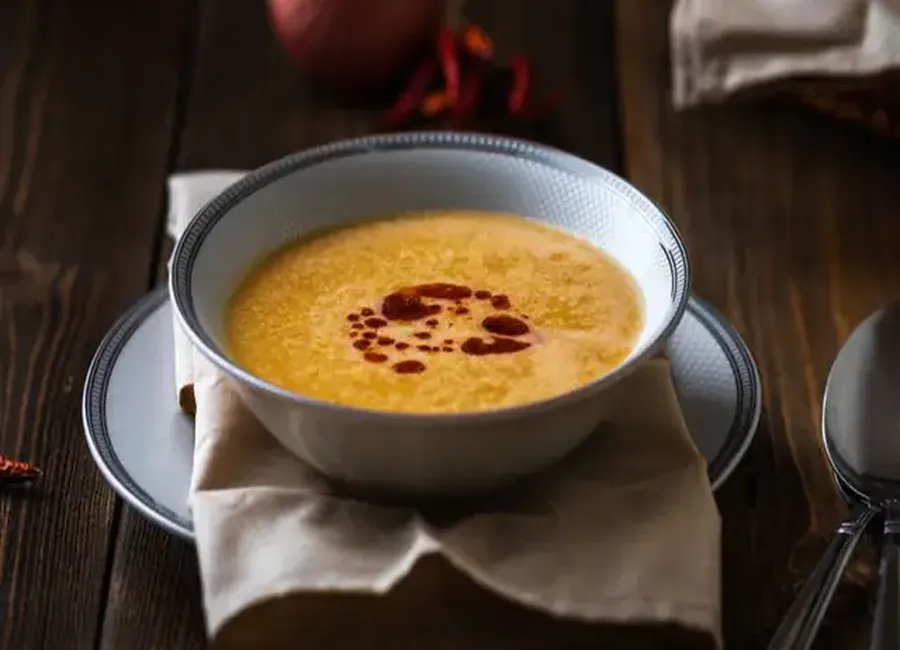 Soupes de lentilles corail à la turque
