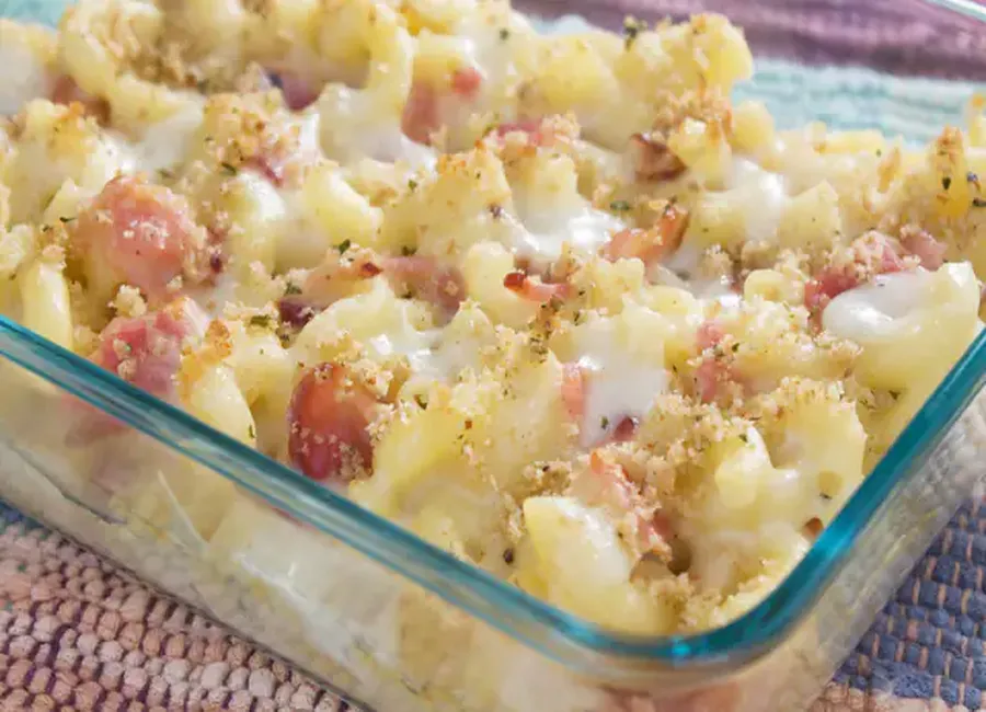 Gratin de macaronis au gruyère et au jambon fumé de ma grand-mère