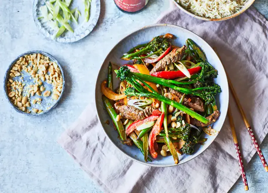 Sauté de bœuf épicé aux brocolis bimi®