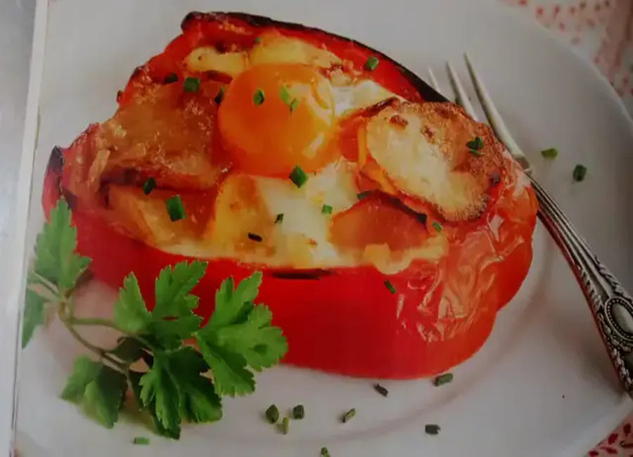 Poivrons farcis à l'oeuf (recette espagnole)