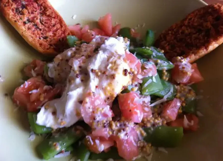 Salade de pois gourmands à l'oeuf