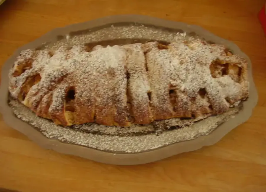 Apfelstrudel