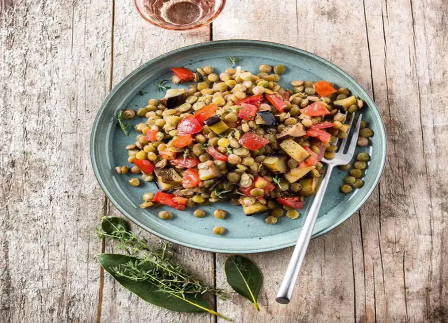 Lentilles à l’aubergine et tomate
