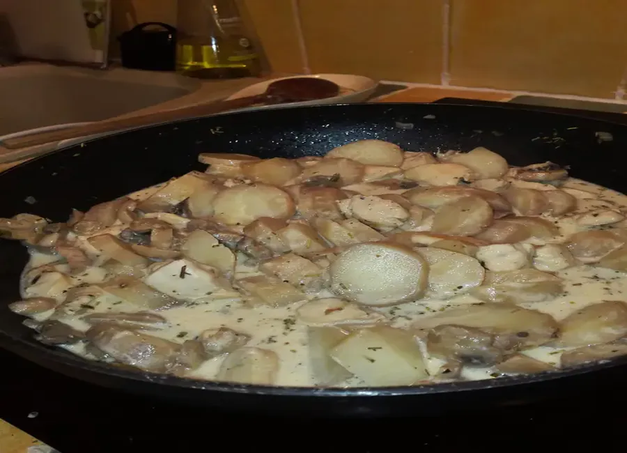 Emincé de poulet à la crème et au citron