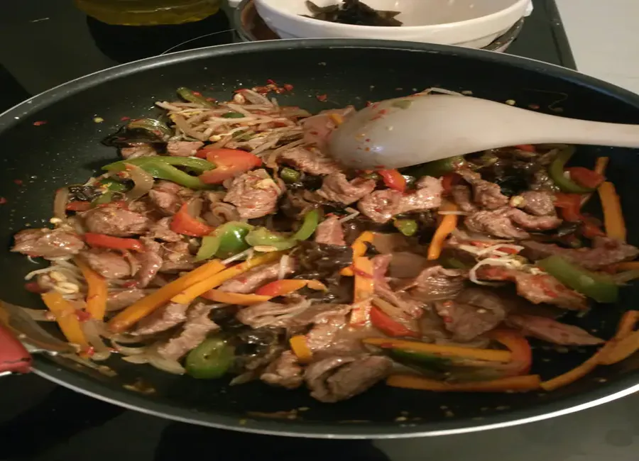 Sauté de boeuf aux légumes croquants