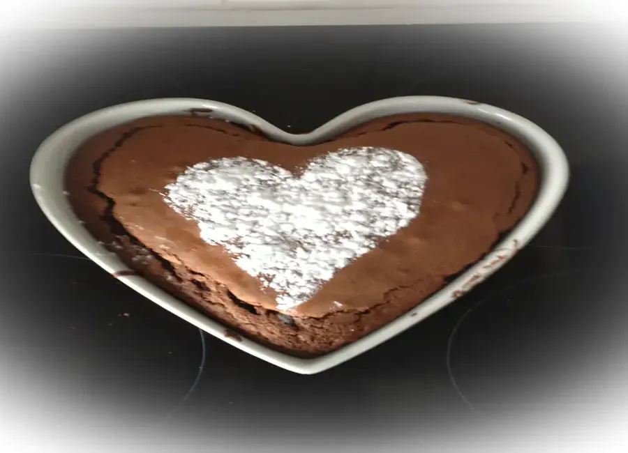 Gâteau au chocolat (seulement pour les enfants!)