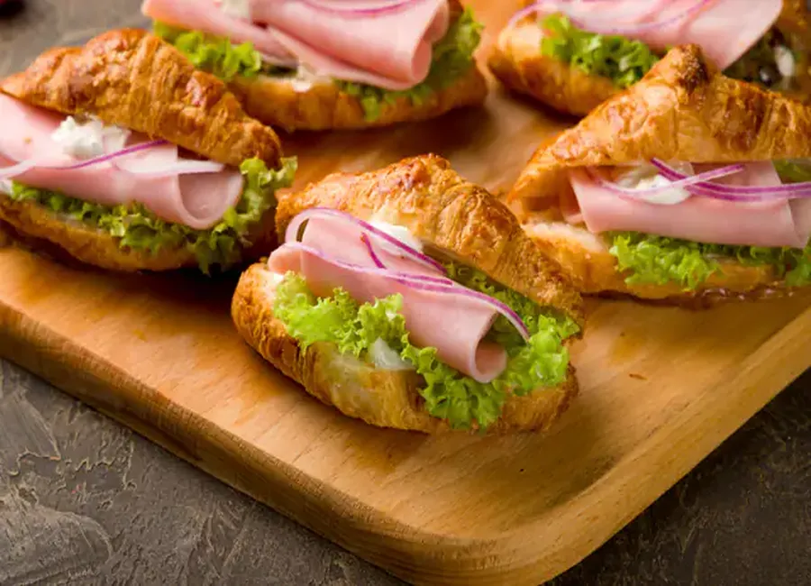 Croissants pesto jambon